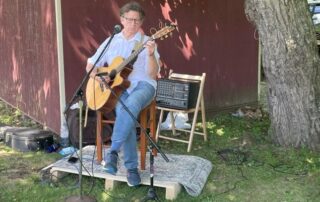 musician with guitar